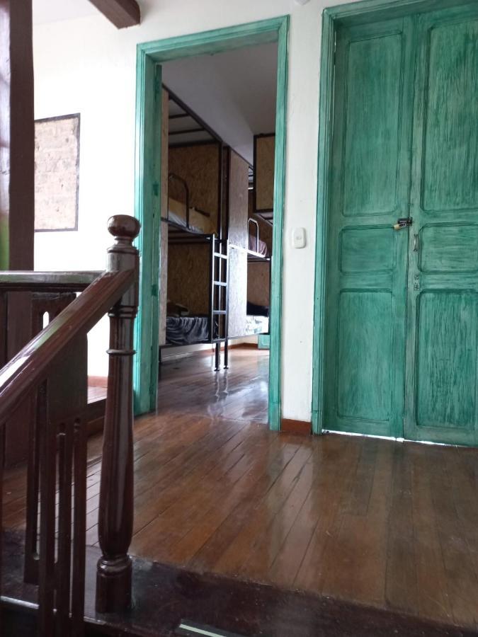 Mochileros Viajeros Hostel โบโกตา ภายนอก รูปภาพ