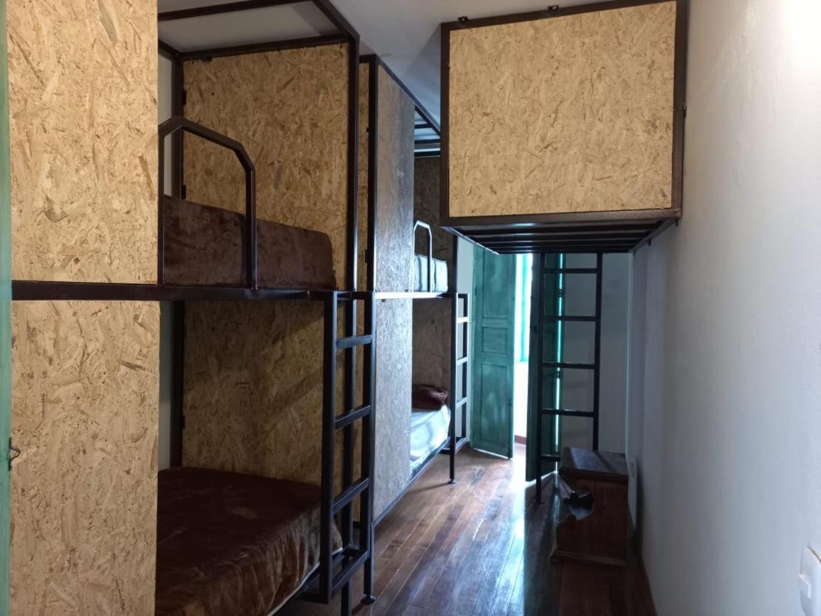 Mochileros Viajeros Hostel โบโกตา ภายนอก รูปภาพ